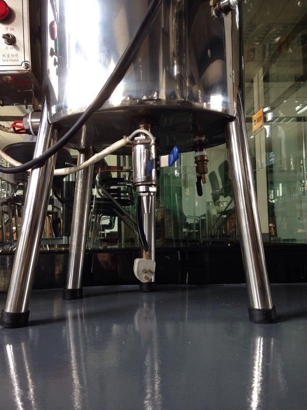 Lip Cream Mixing Filling Machine